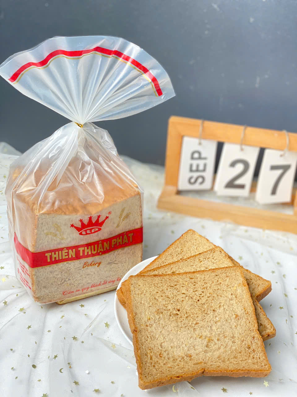 BÁNH SANDWICH BỘT NGUYÊN CÁM