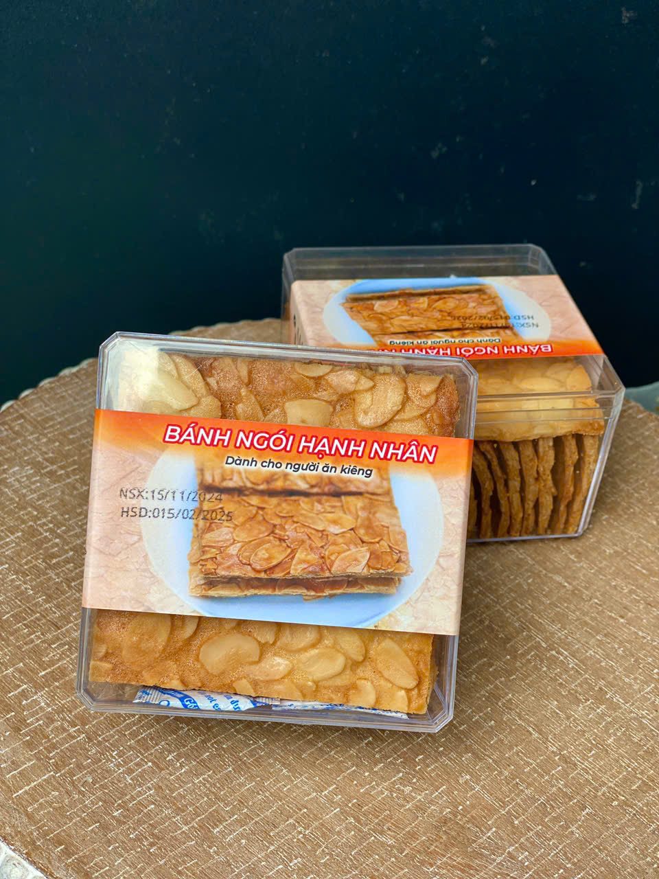 BÁNH NGÓI HẠNH NHÂN